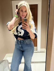 633740829: Chica busca chico en Granada