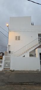 643794685: Chica busca chico en Tenerife