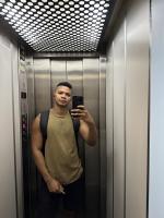 631780828: Chico busca chica en Barcelona