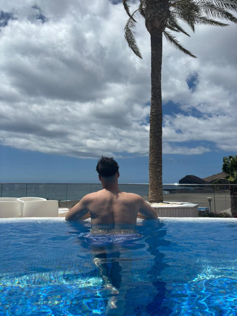 Chico busca chica en Barcelona: 