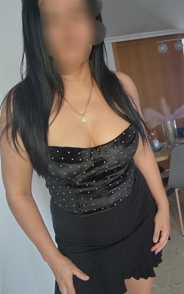 Chica busca chico en Menorca: 