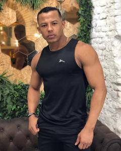 Chico busca chica en Gerona: 