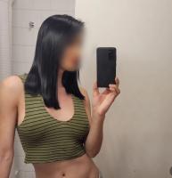 697345259: Chica busca chico en Gerona