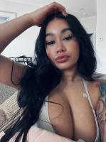 631373075: Chica busca chico en La Coruña