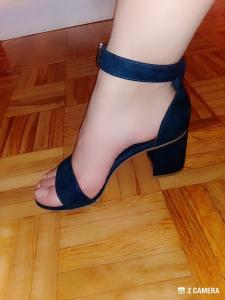 642571683: Chica busca chico en Guadalajara