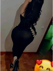 631460897: Chica busca chico en Gerona
