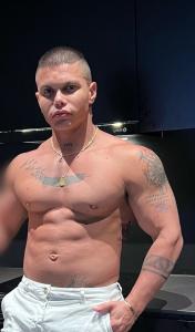 695032626: Chico busca chica en Barcelona