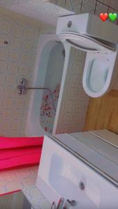 Chico busca chica en Asturias: 