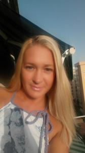 657697397: Chica busca chico en Málaga