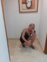 613826961: Chica busca chico en Barcelona