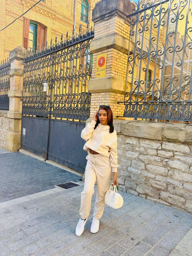 Chica busca chico en Huesca: 