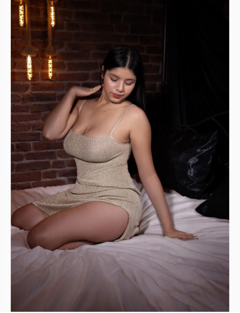 Chica busca chico en Ibiza: 