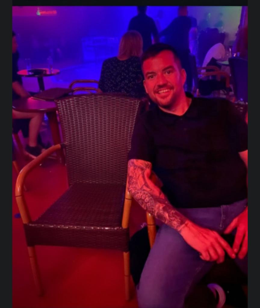 Chico busca chica en Alicante: 