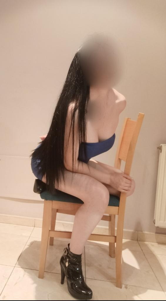 Chica busca chico en La Coruña: 