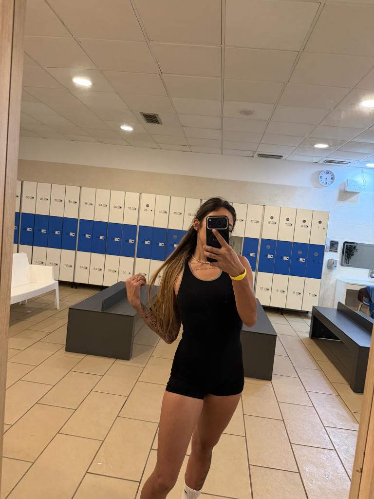 Chica busca chico en Tenerife: 