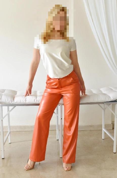 Chica busca chico en Asturias: 