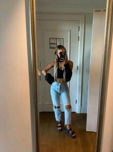 614926313: Chica busca chico en Huesca