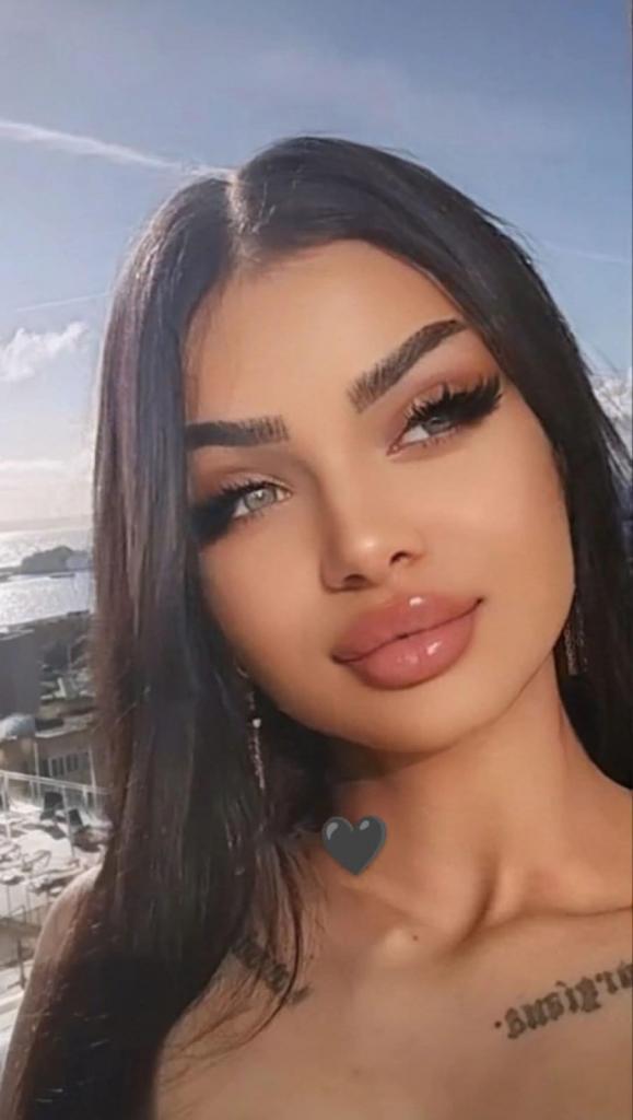 Chica busca chico en Mallorca: 