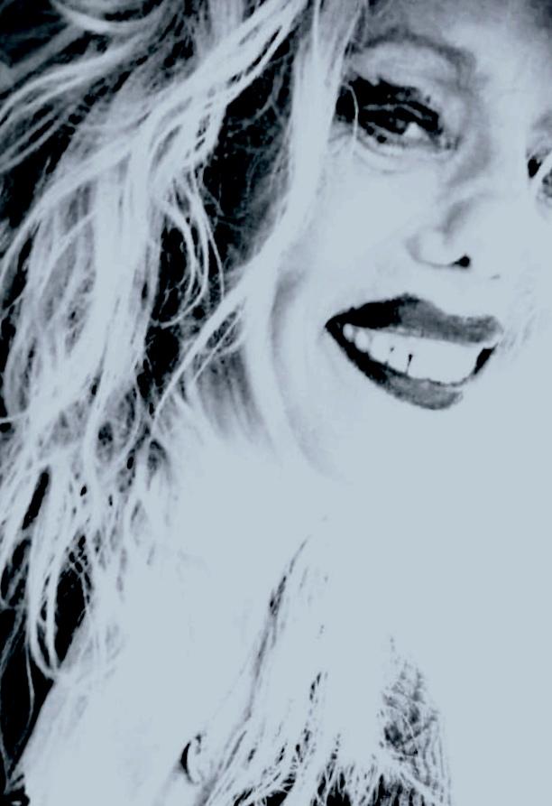 672510988: Chica busca chico en Alicante