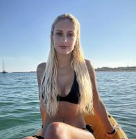 682508396: Chica busca chico en La Coruña