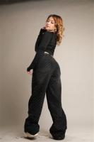 667798069: Chica busca chico en Madrid