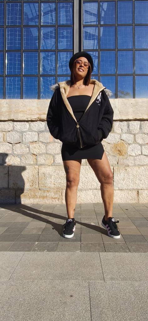 Chica busca chico en Tenerife: 