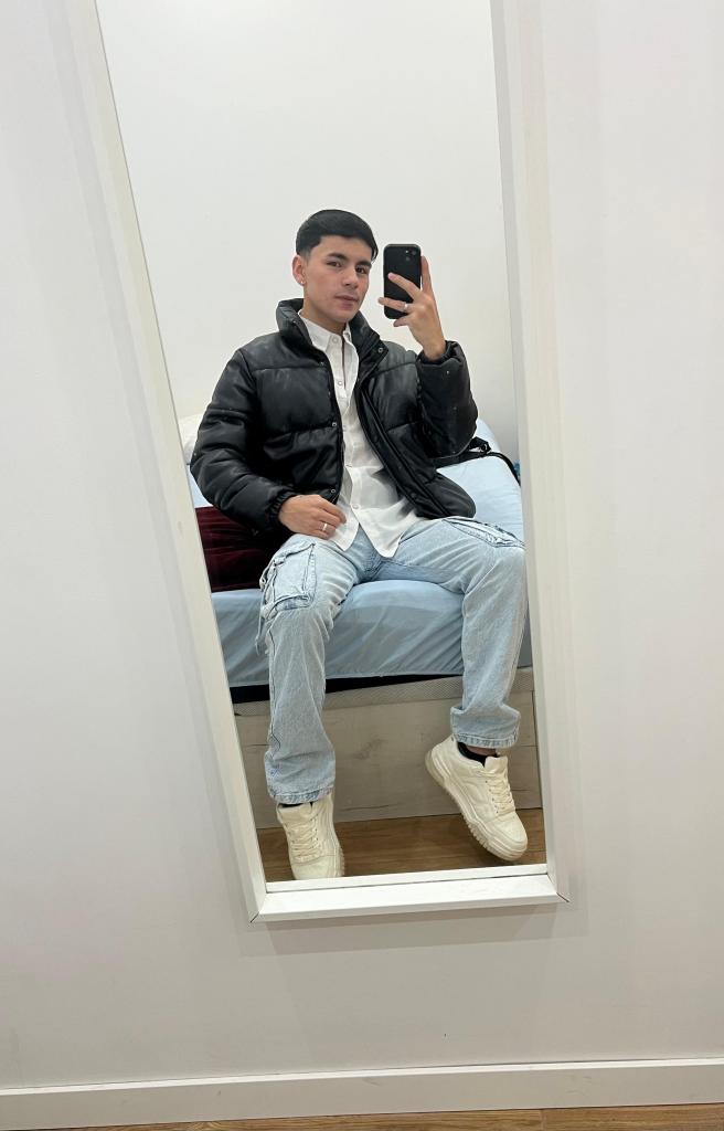 Chico busca chica en Barcelona: 