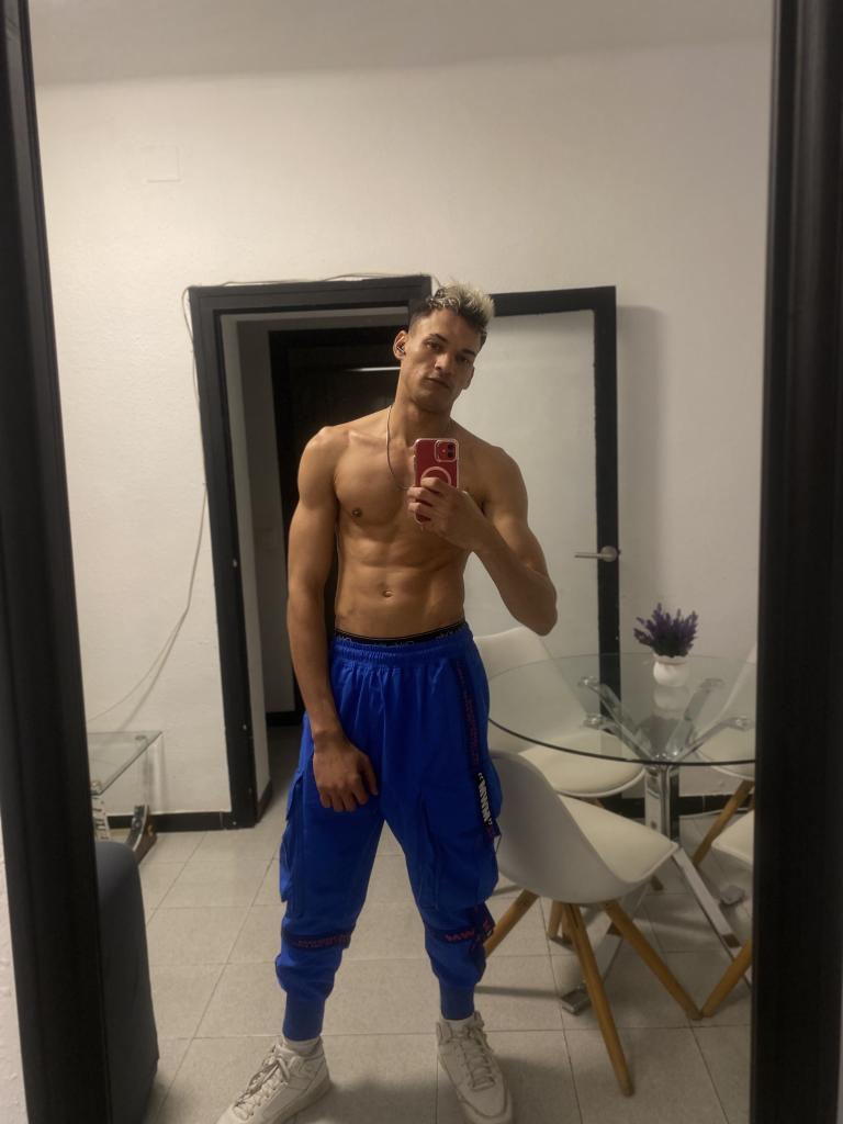 Chica busca chico en Barcelona: 