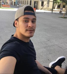 Chico busca chica en Lugo: 