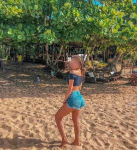 697237989: Chica busca chico en Sevilla