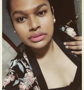 681190979: Chica busca chico en Madrid