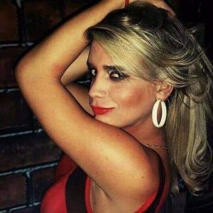 631791286: Chica busca chico en Valencia