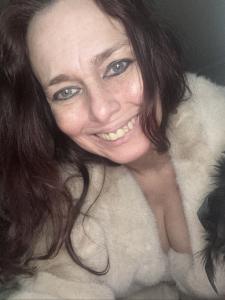 670813143: Chica busca chico en Salamanca