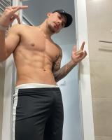 613546949: Chico busca chica en Málaga