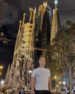 Chico busca chica en Barcelona: 