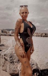 631820739: Chica busca chico en Castellón