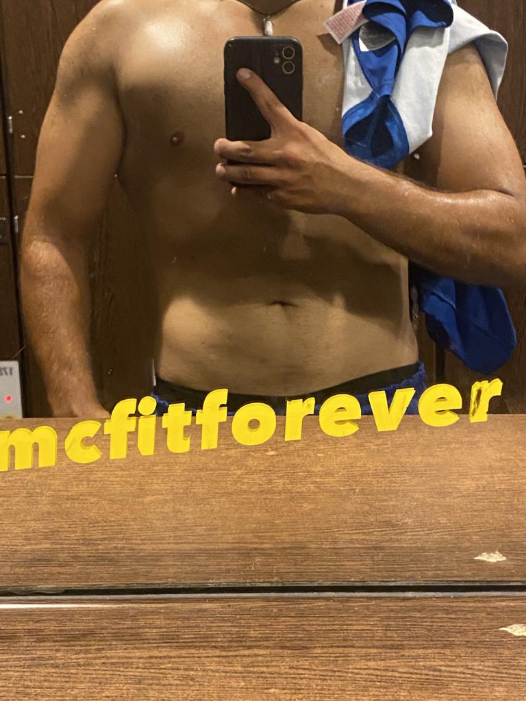 671349083: Chico busca chica en Málaga