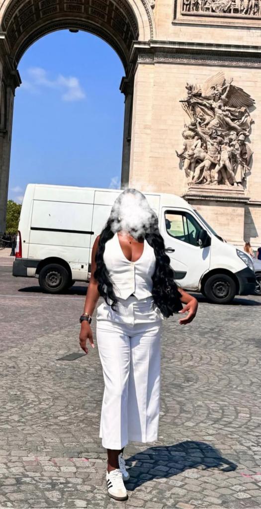 631016782: Chica busca chico en Barcelona