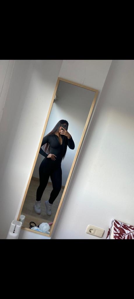 614036727: Chica busca chico en Madrid