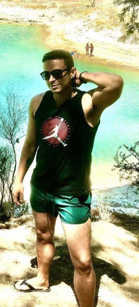 Chico busca chica en Gerona: 