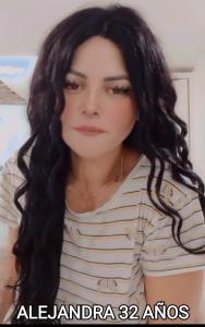 614741390: Chica busca chico en Cádiz