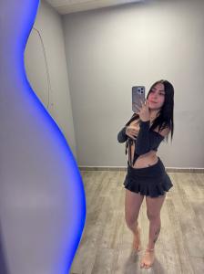 624216140: Chica busca chico en Málaga