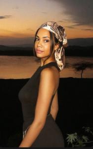 663209148: Chica busca chico en Madrid