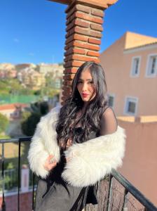 604909126: Chica busca chico en Málaga