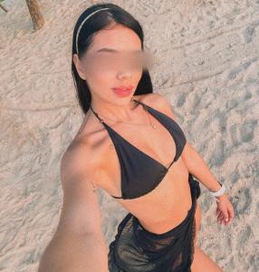 631409608: Chica busca chico en Lérida