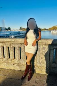 637109642: Chica busca chico en Soria