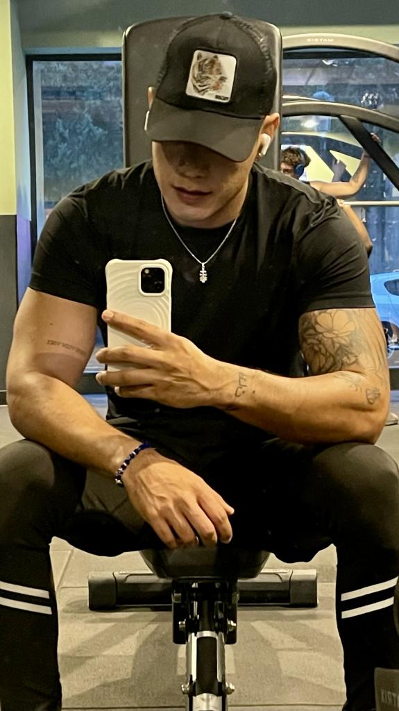 613905049: Chico busca chica en Navarra