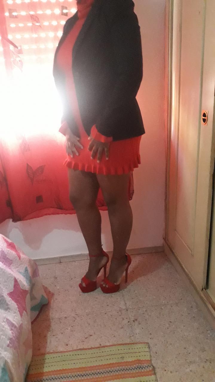 612492365: Chica busca chico en Badajoz