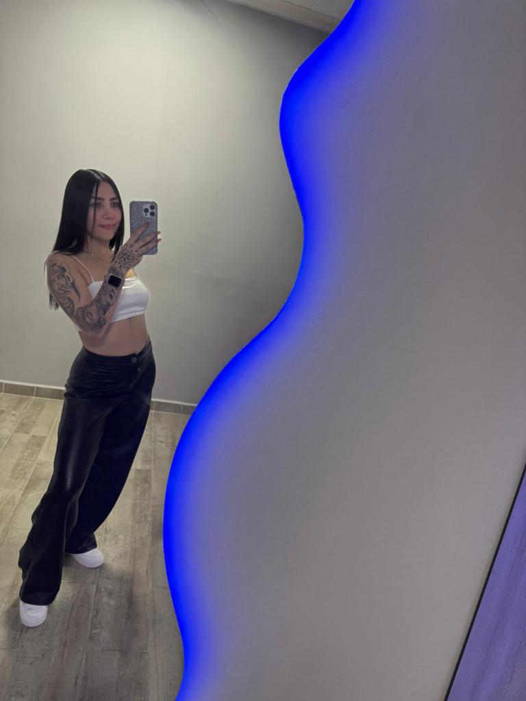 624216140: Chica busca chico en Málaga