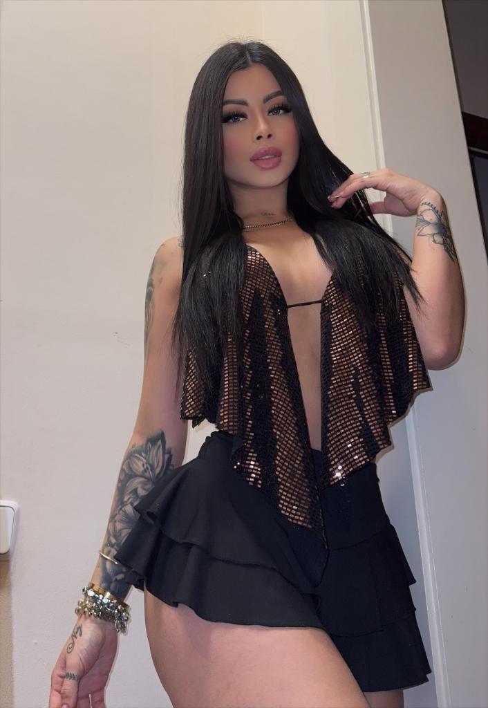 673619590: Chica busca chico en Barcelona